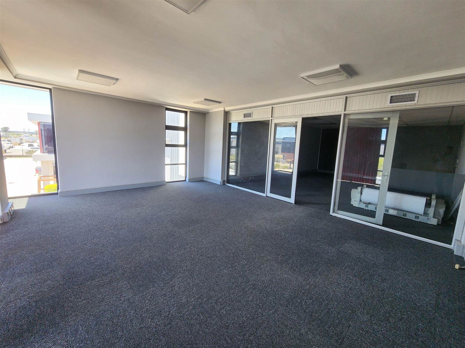 1026  m² Industrial space in Bellville Central photo number 6