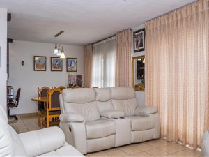 3 Bed Townhouse in Oaklands