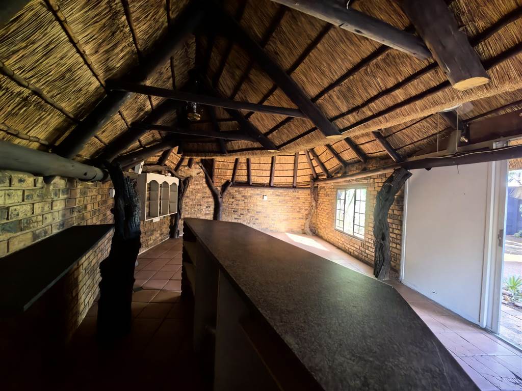 2 Bed House to rent in East Lynne RR4202404 Private Property