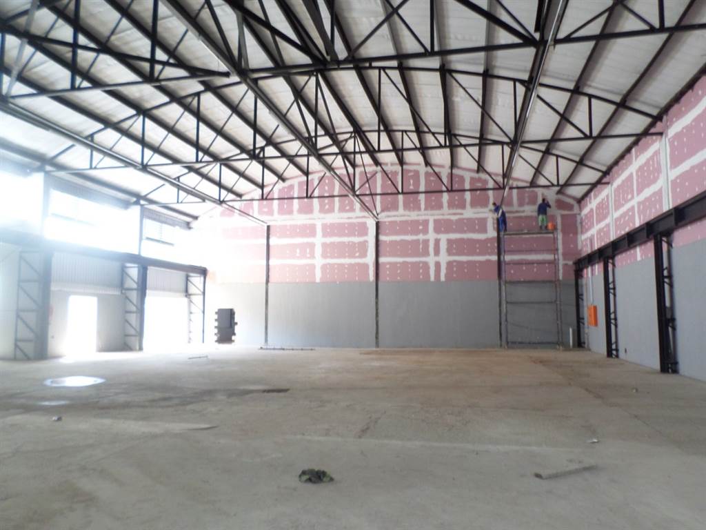 3700  m² Industrial space in Mobeni photo number 5