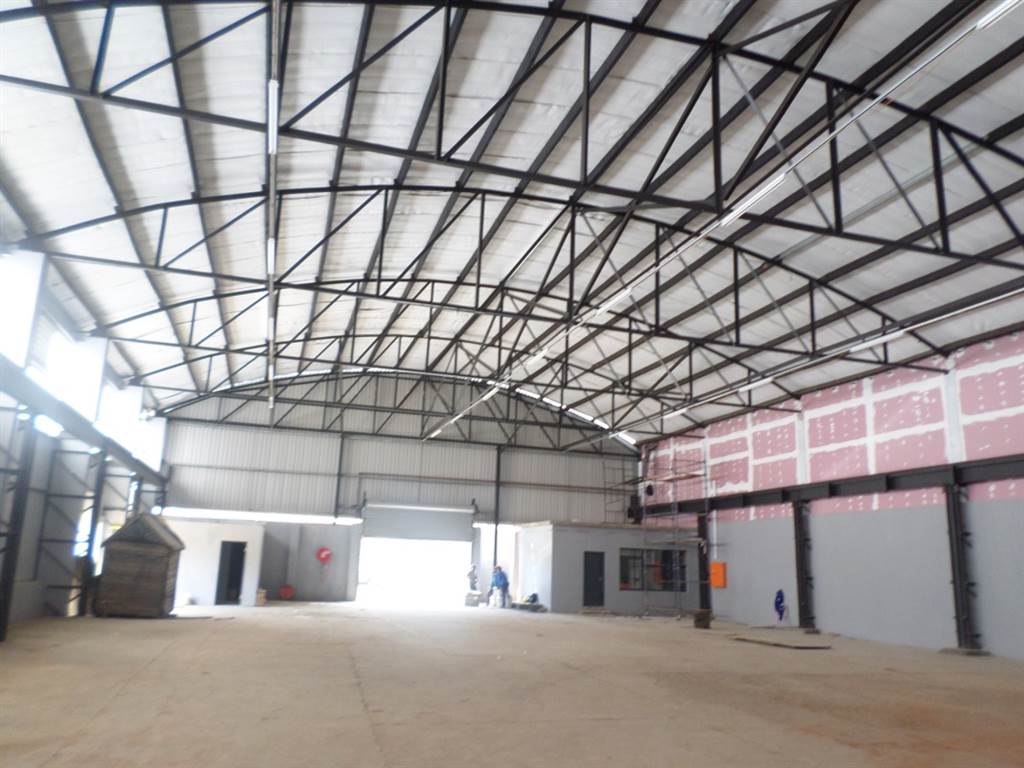 3700  m² Industrial space in Mobeni photo number 2