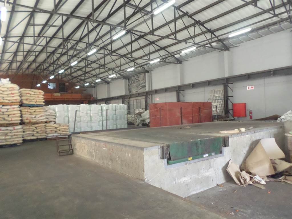 3700  m² Industrial space in Mobeni photo number 8