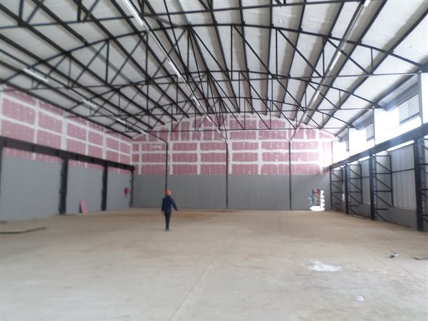 3700  m² Industrial space