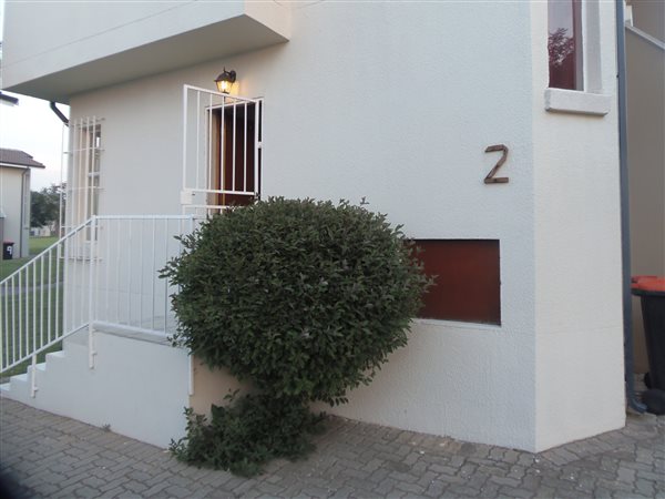 2 Bedroom Duplex 2 Bedroom Duplex