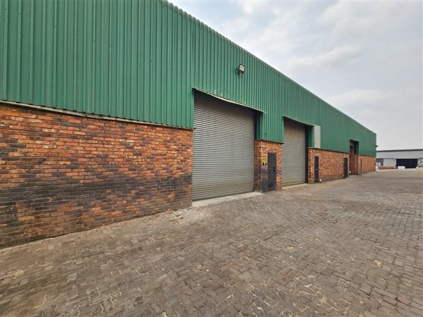 270  m² Industrial space