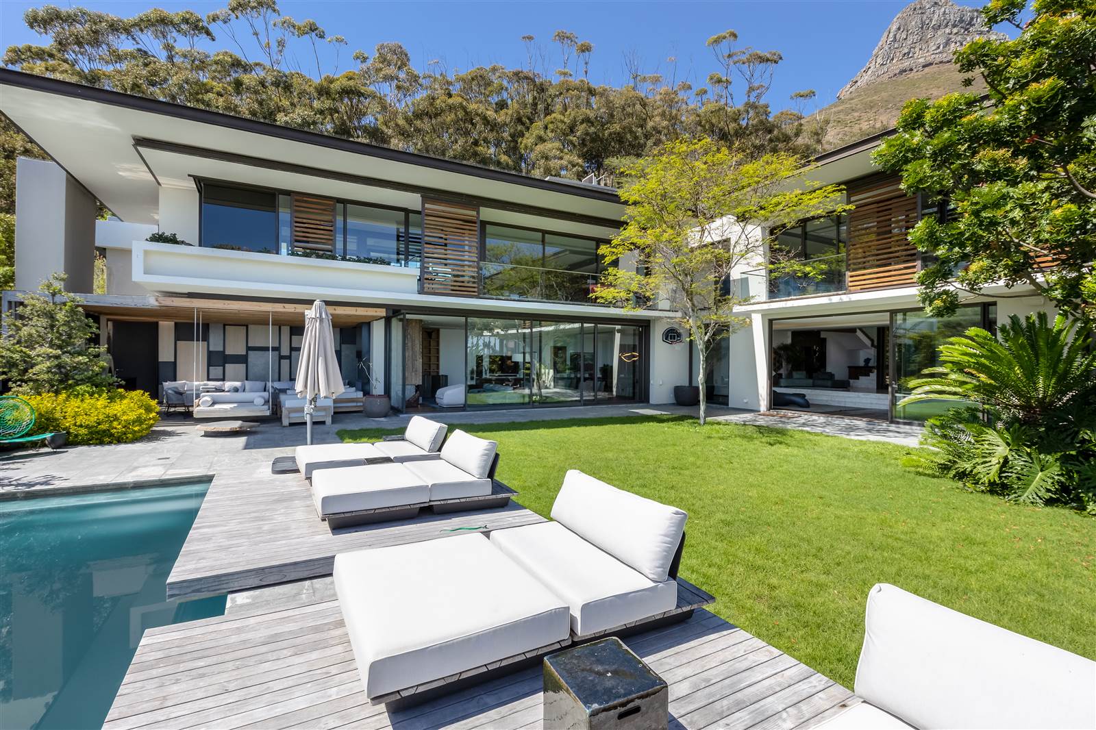 5 Bed House in Fresnaye photo number 11