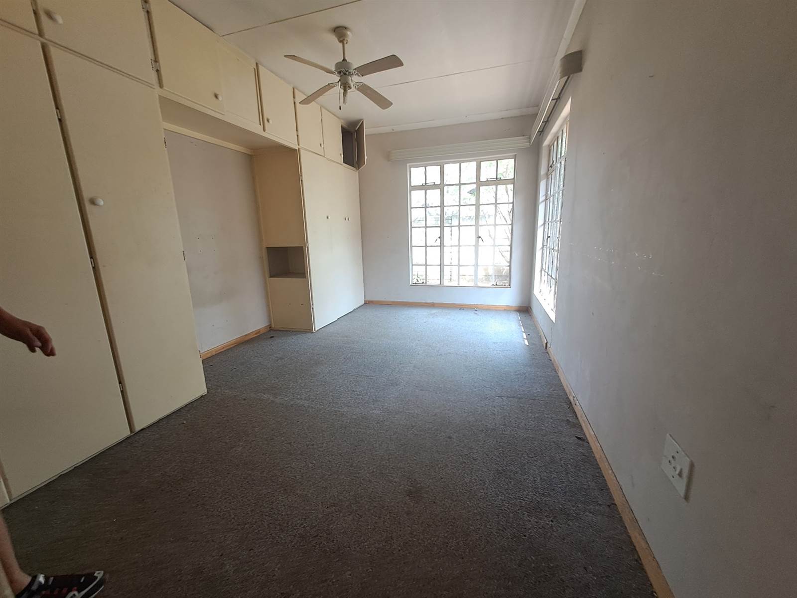4 Bed House in Barry Hertzog Park photo number 15