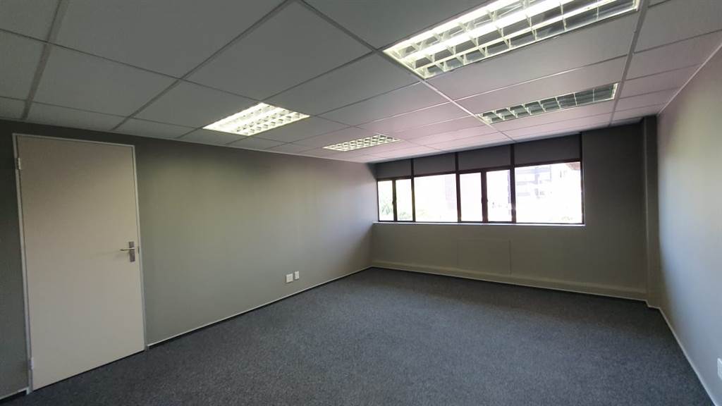34  m² Commercial space in Sunnyside photo number 14