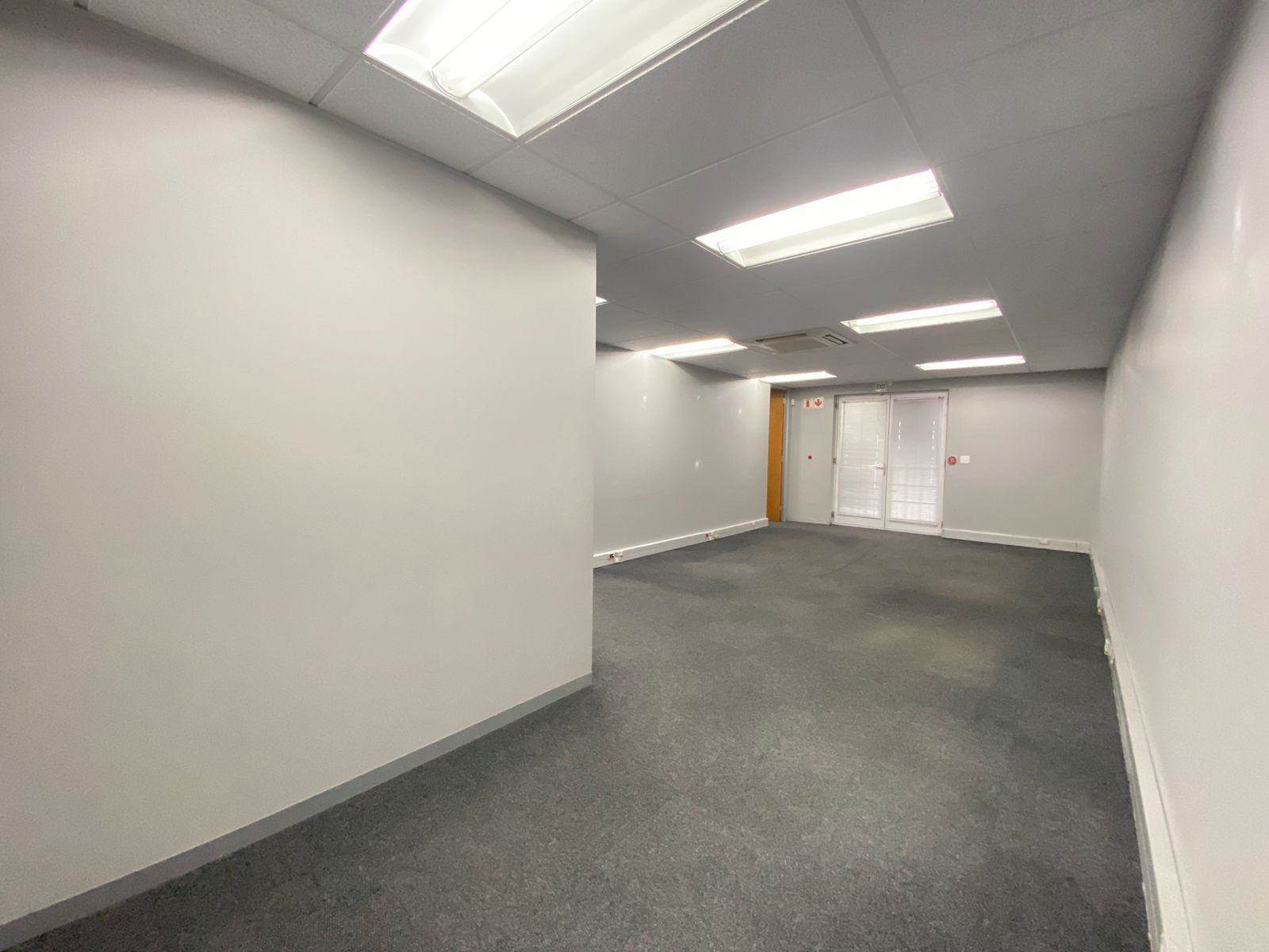484  m² Commercial space in De Bron photo number 25