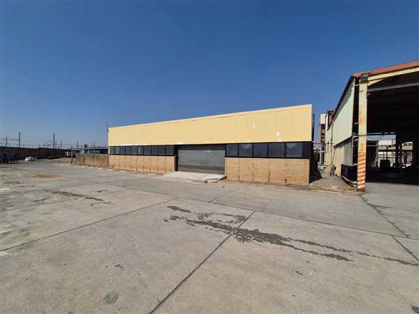 650  m² Industrial space