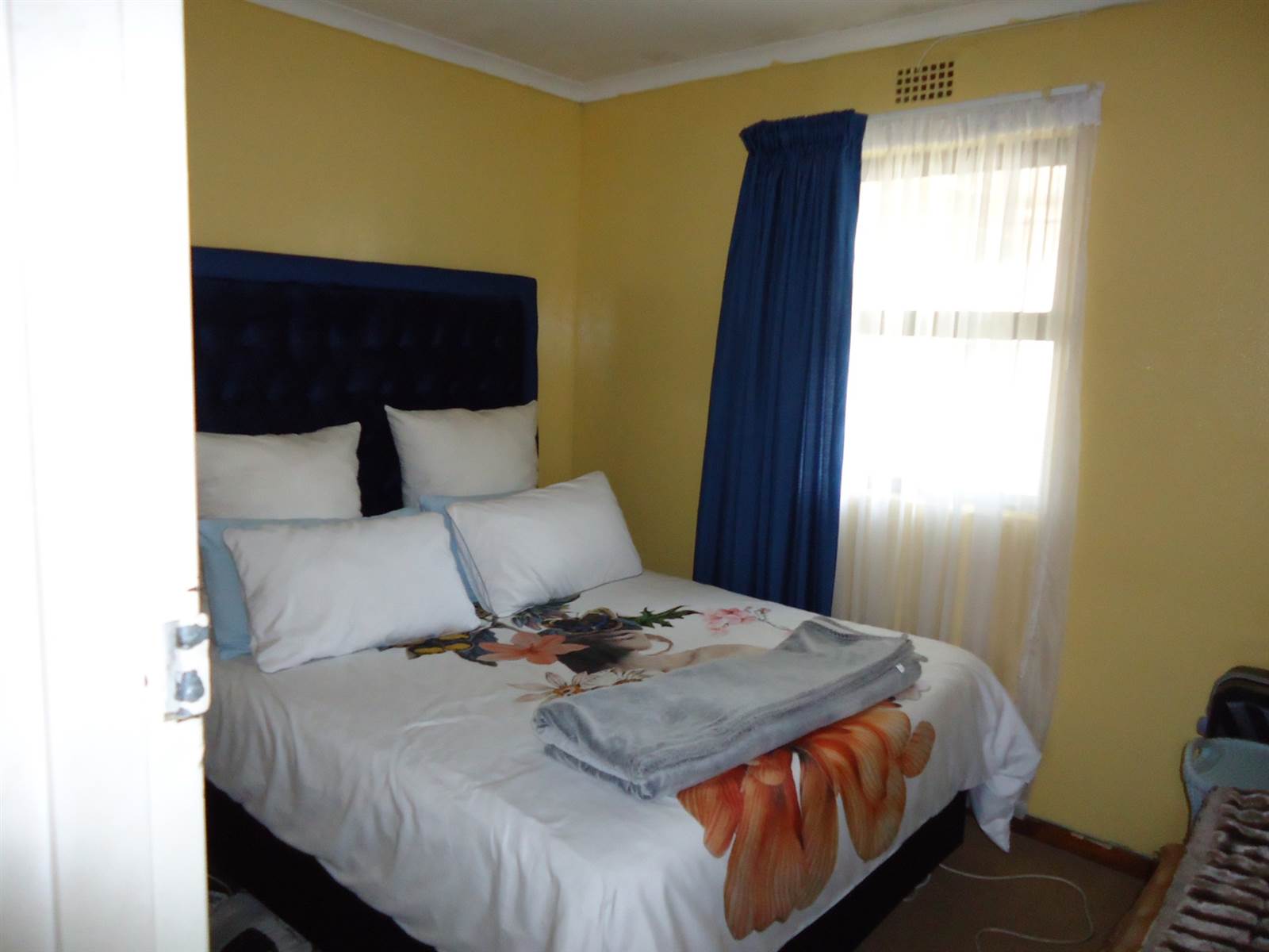 3 Bed House in Khayelitsha photo number 20