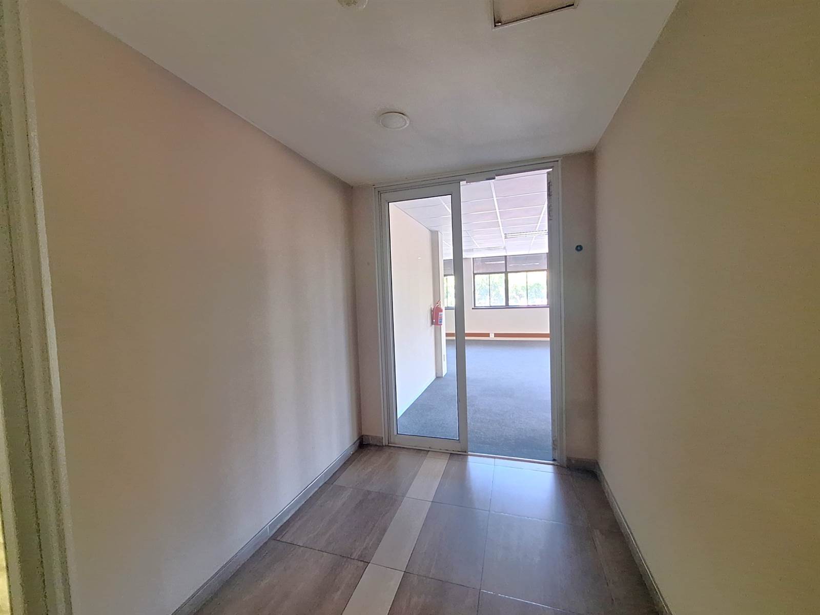 146  m² Office Space in Centurion CBD photo number 5