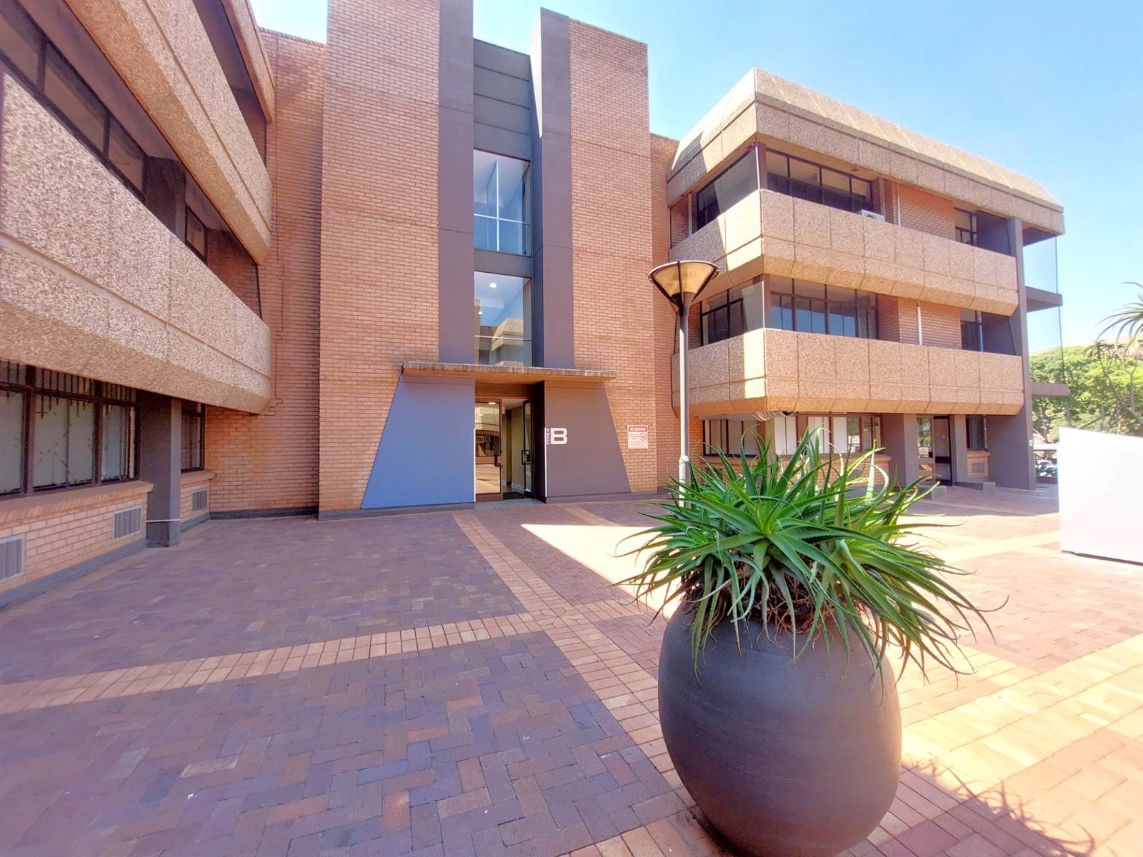 146  m² Office Space in Centurion CBD photo number 1