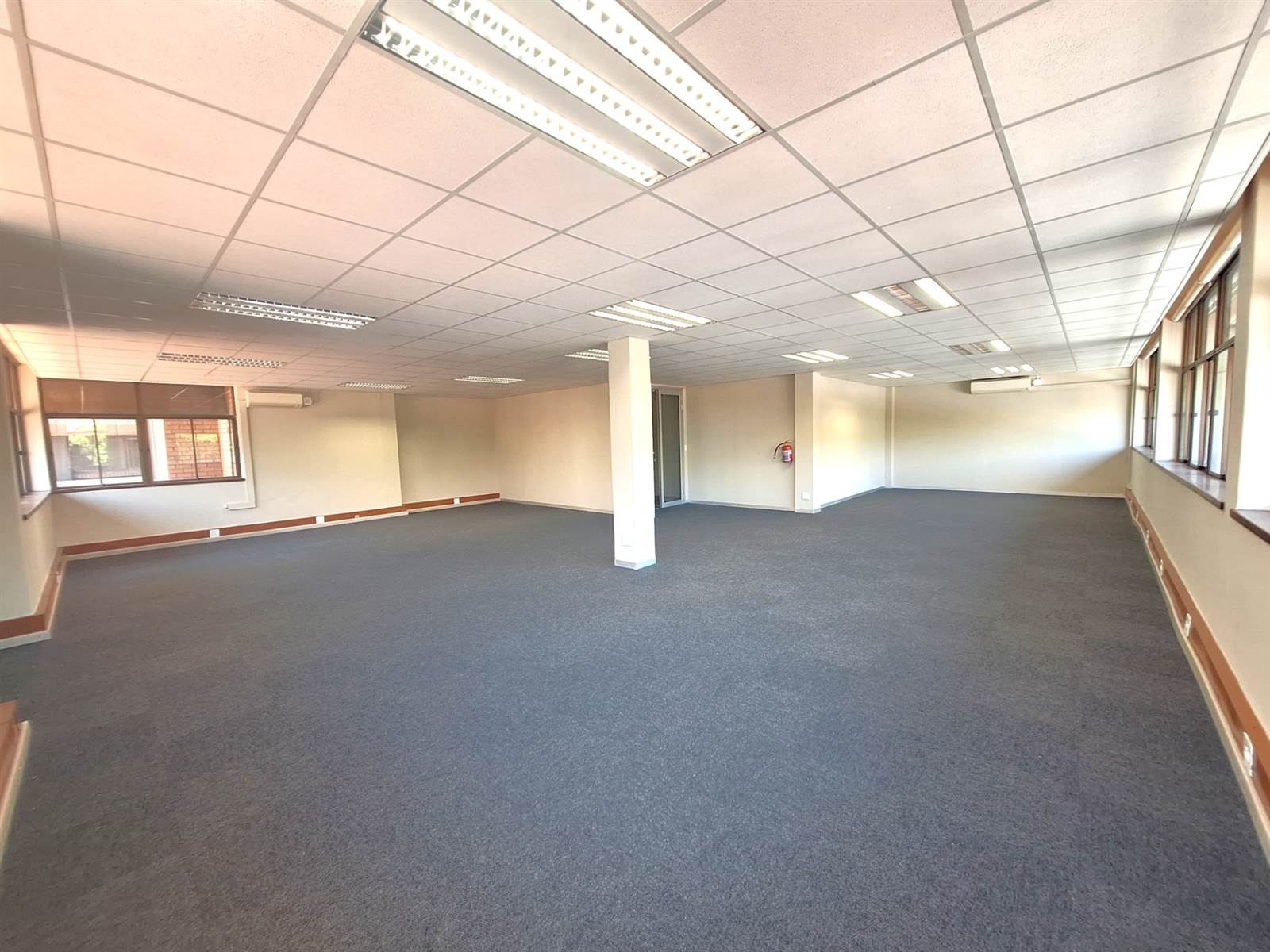 146  m² Office Space in Centurion CBD photo number 7