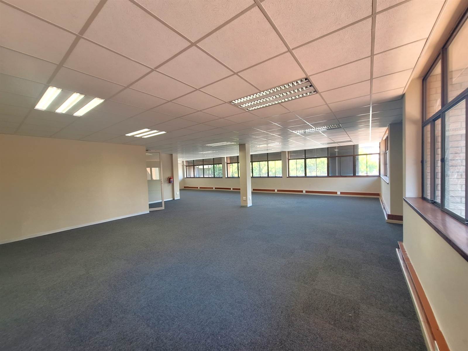 146  m² Office Space in Centurion CBD photo number 9