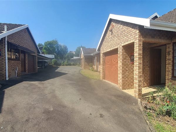 3 Bedroom Townhouse 3 Bedroom Townhouse