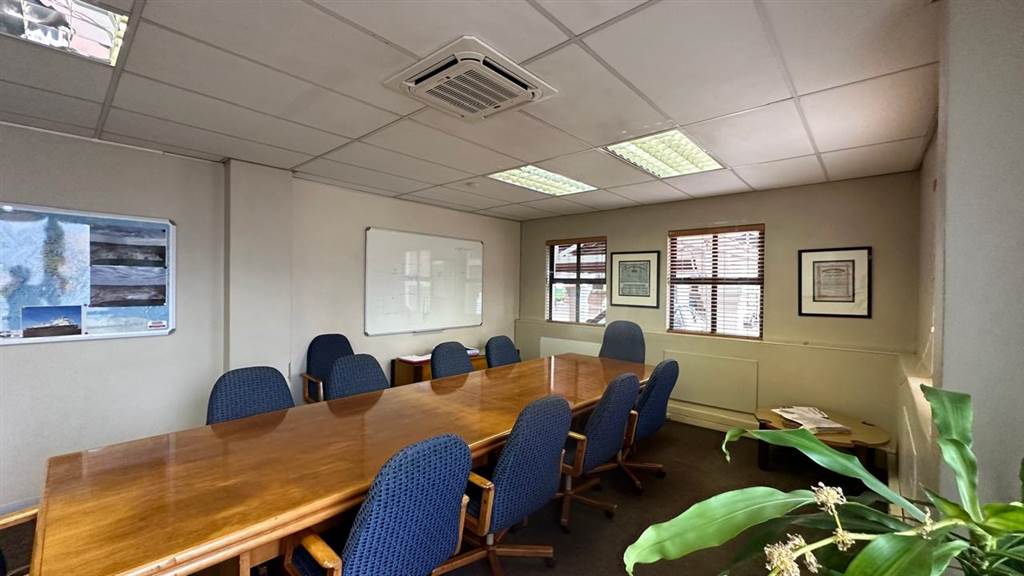 417  m² Commercial space in Highveld photo number 12