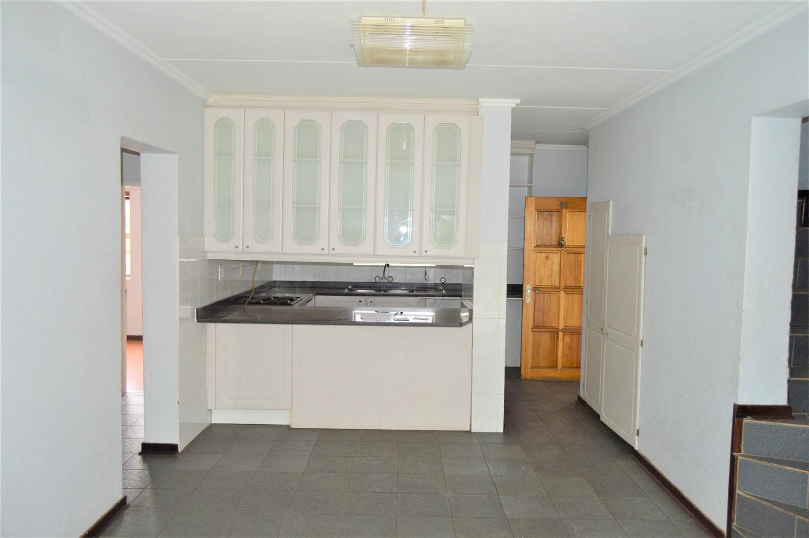 2 Bed Flat in Morninghill photo number 1