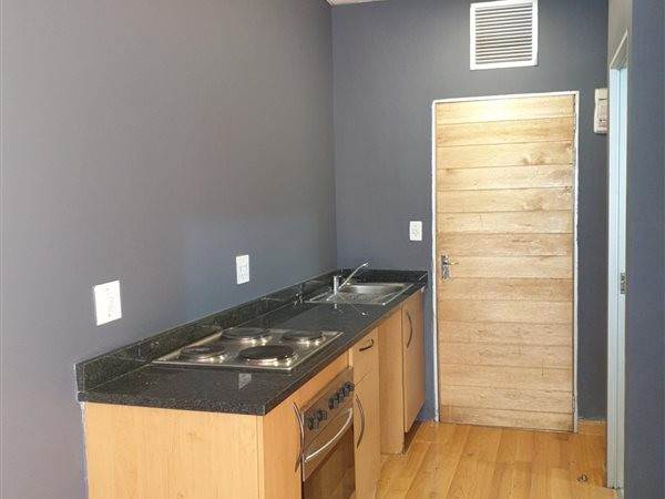 1 Bed Apartment in Marshalltown photo number 14