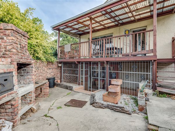 2 Bedroom House 2 Bedroom House