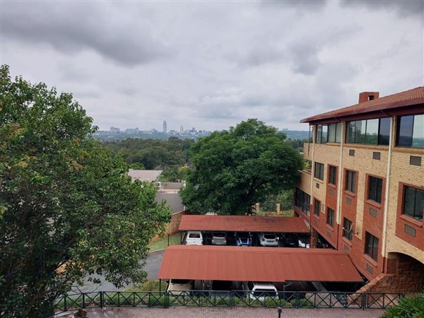 87  m² Commercial space in Bryanston