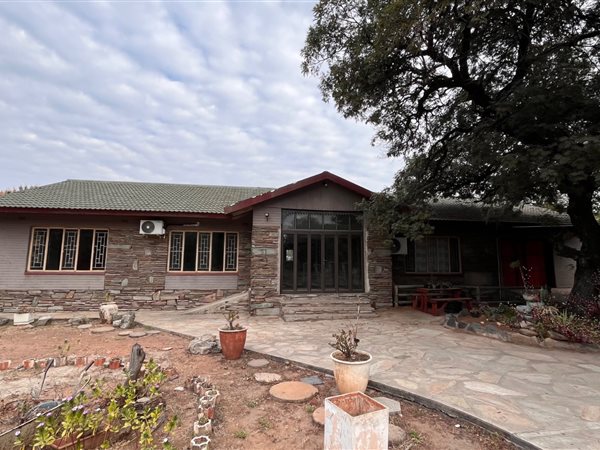 3 Bedroom House 3 Bedroom House