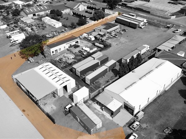 400  m² Commercial space in Pomona