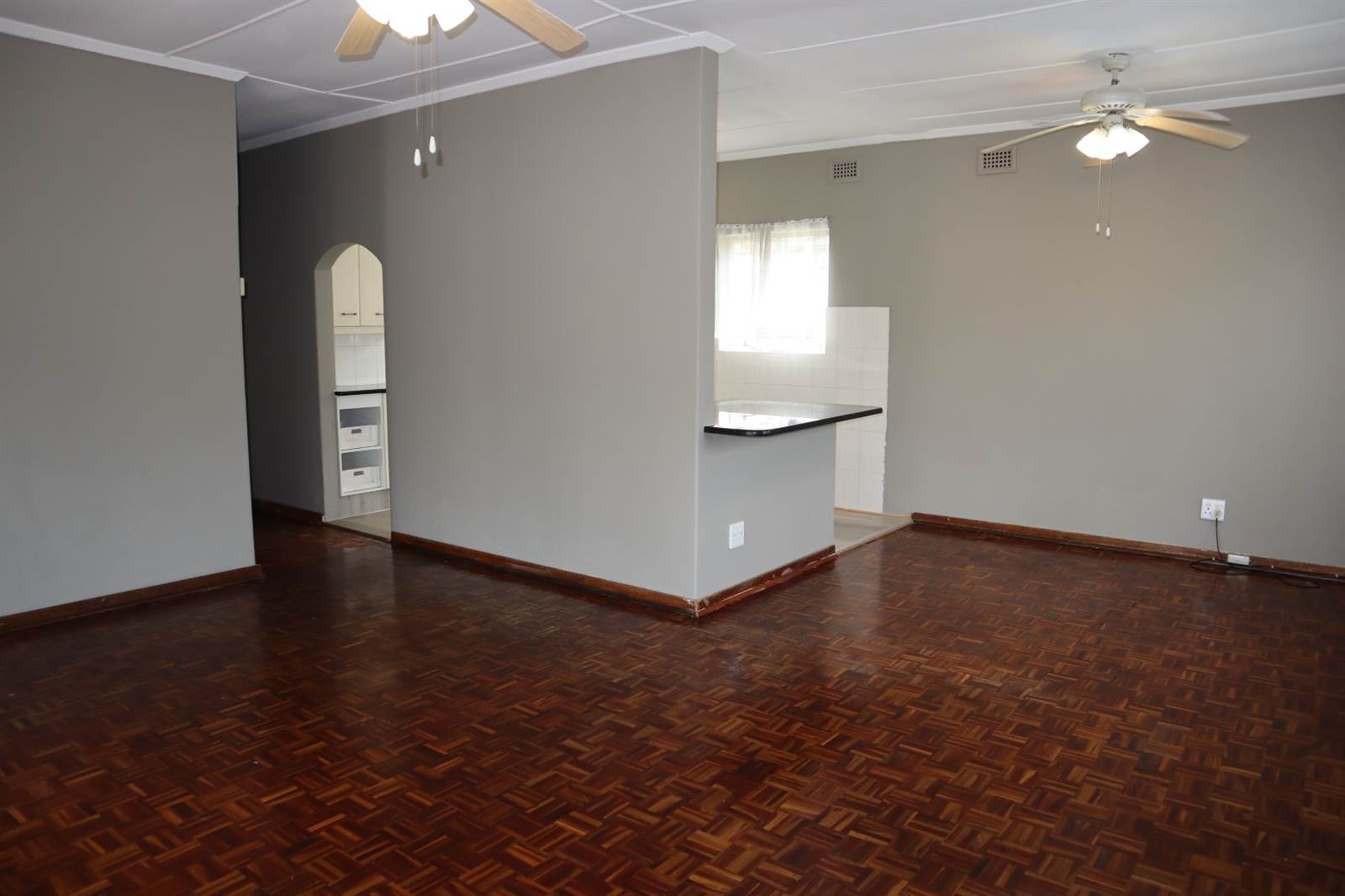 3 Bed House in Pinetown Central photo number 8