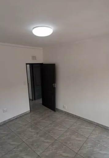 2 Bed Apartment in Actonville photo number 7