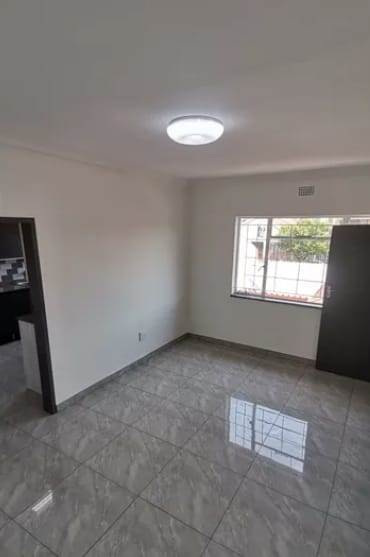 2 Bed Apartment in Actonville photo number 6