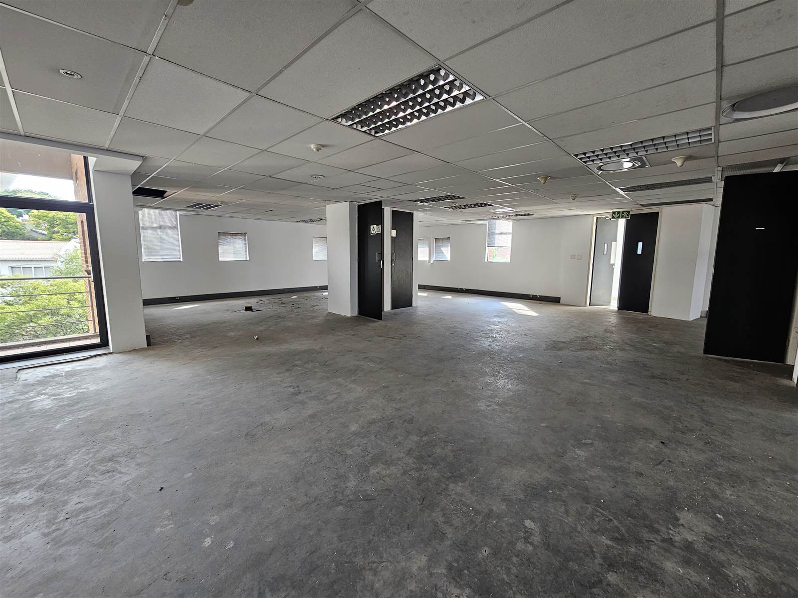 865  m² Commercial space in Centurion CBD photo number 4
