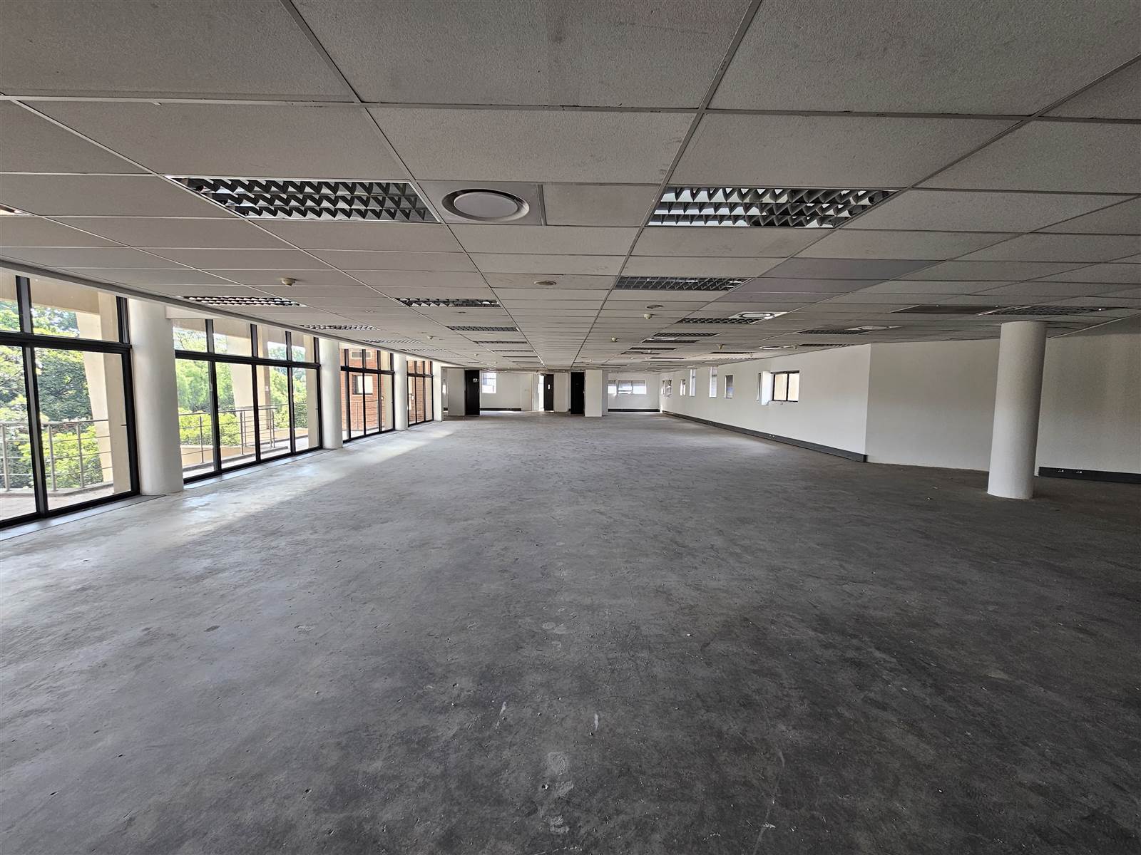 865  m² Commercial space in Centurion CBD photo number 15