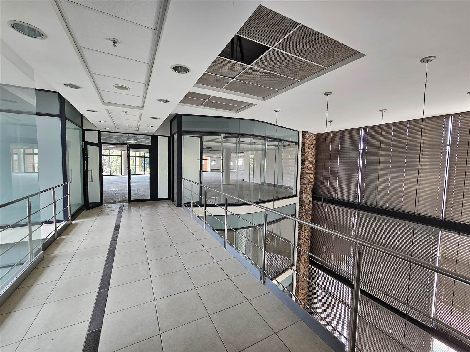 865  m² Commercial space in Centurion CBD photo number 16