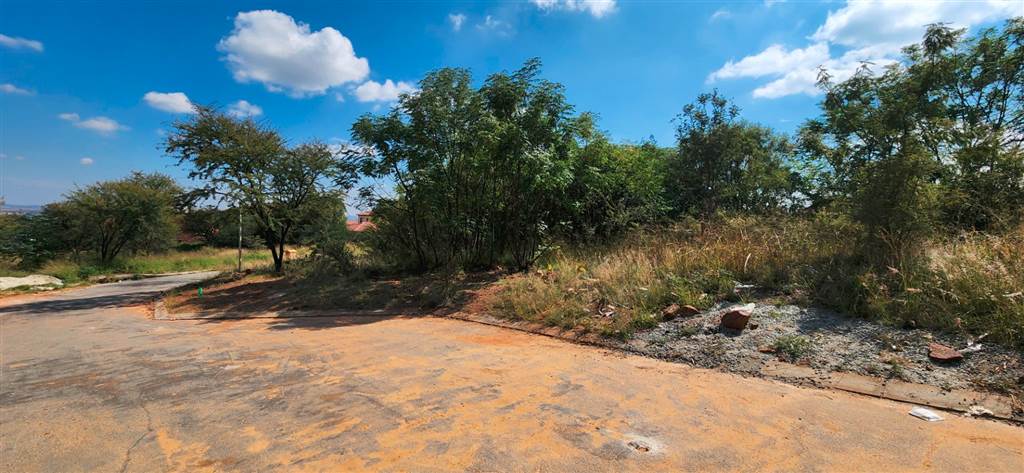 856 m² Land available in Wilkoppies photo number 2