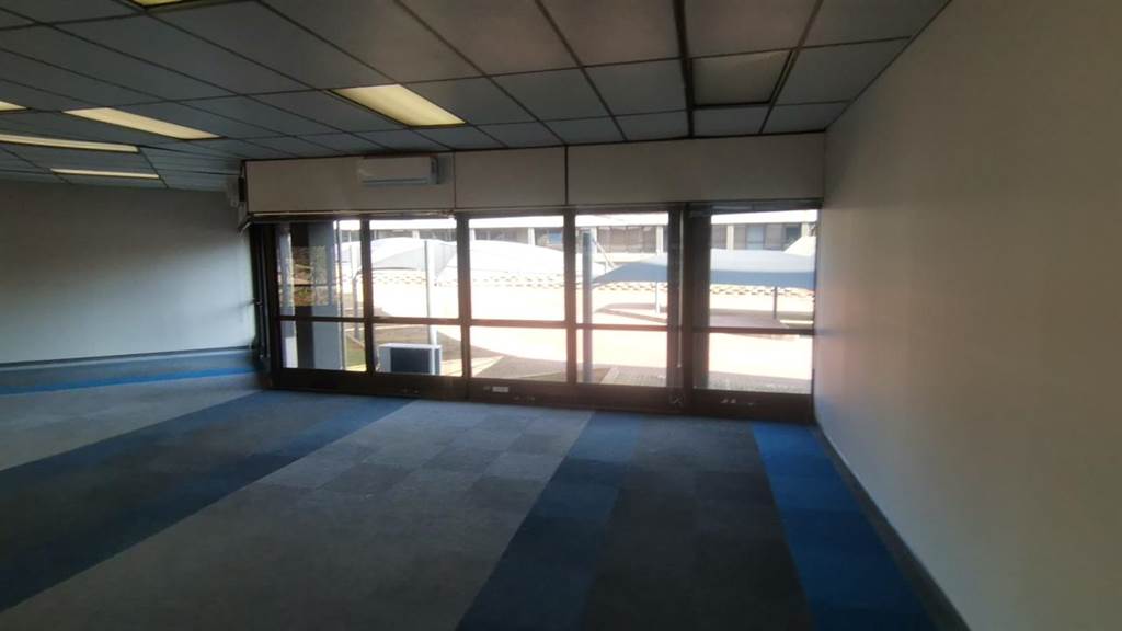 708  m² Commercial space in St Andrews photo number 25