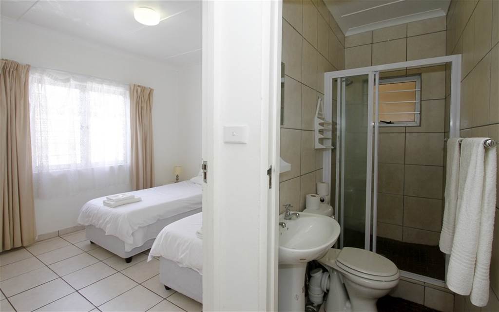 9 Bed House in Durban North photo number 16