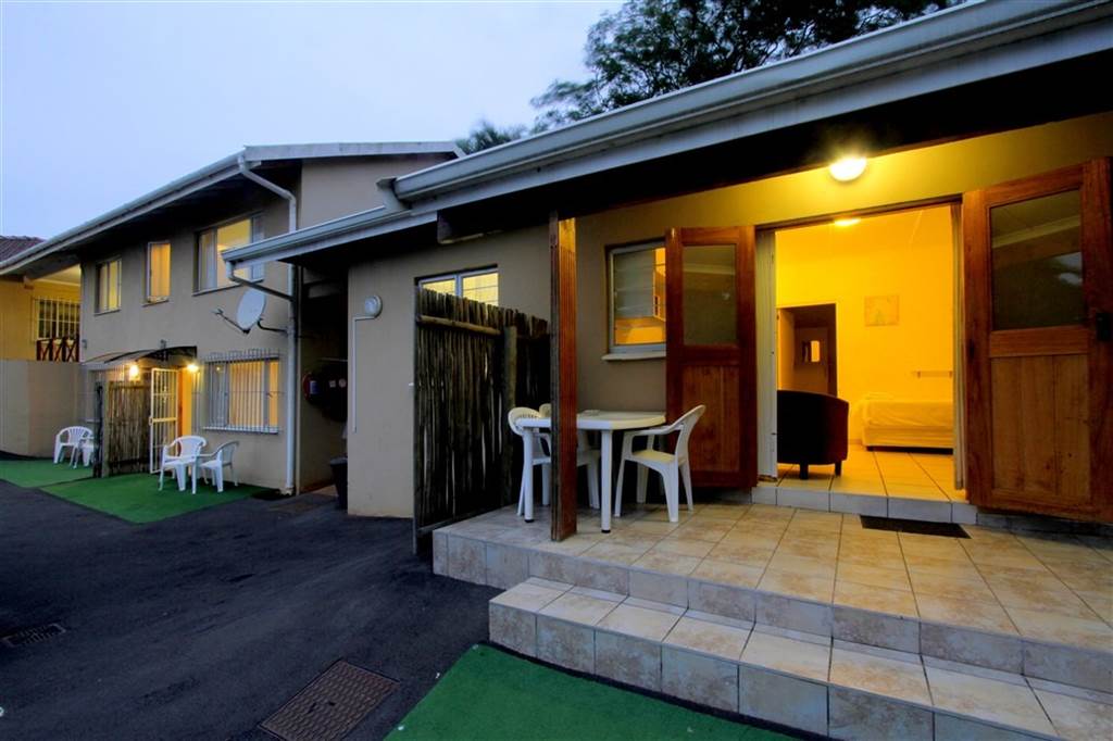 9 Bed House in Durban North photo number 6