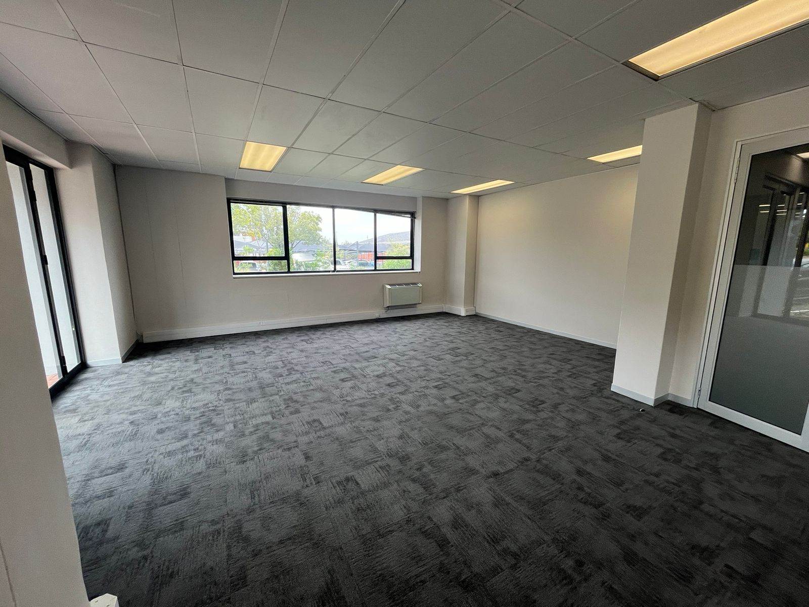 154  m² Commercial space in Bryanston photo number 10