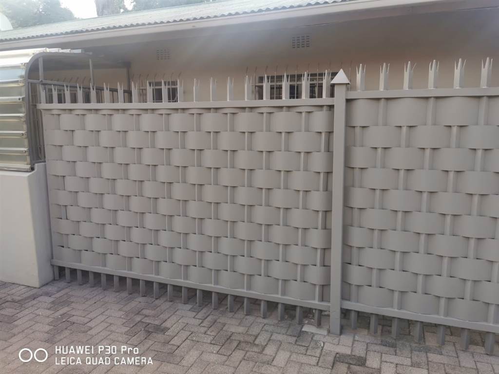 3 Bed House in Rietfontein photo number 21