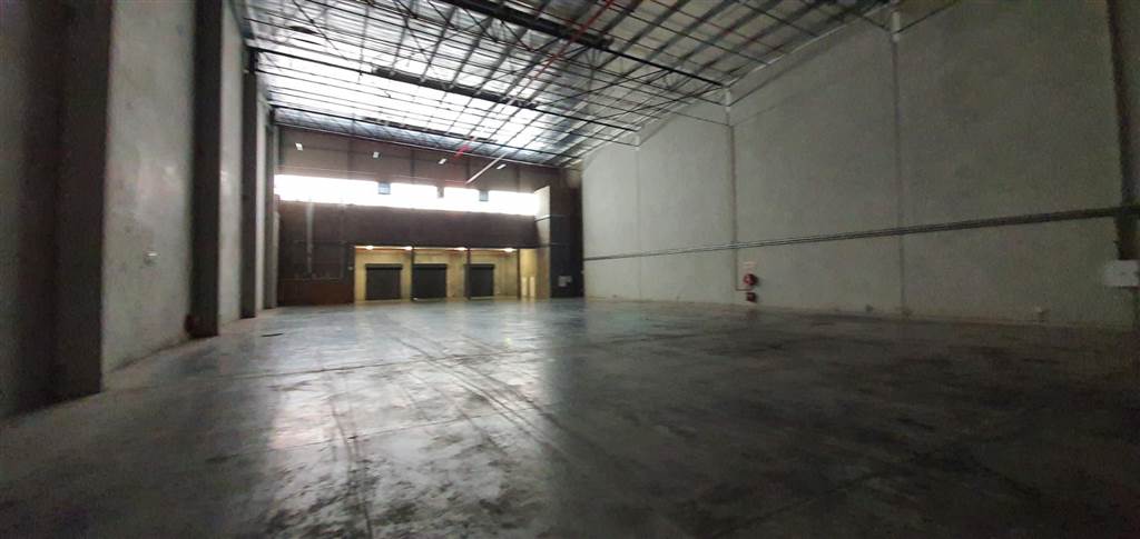 1436  m² Industrial space in Everite Industria photo number 10