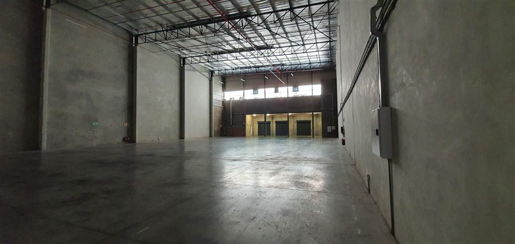 1436  m² Industrial space in Everite Industria photo number 7