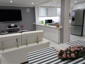 3 Bed Duplex in Rainham