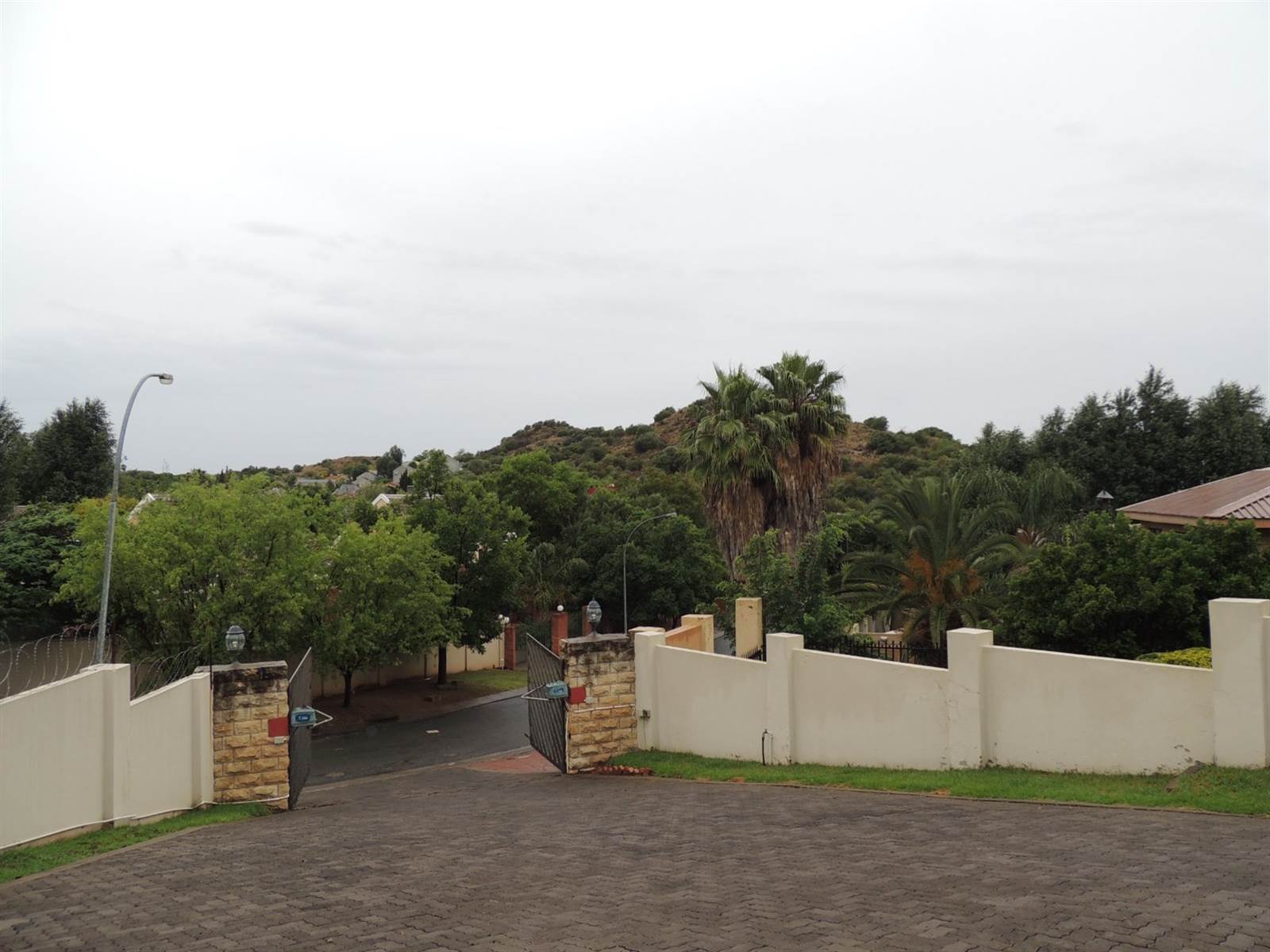3 Bed House in Baysvalley photo number 4
