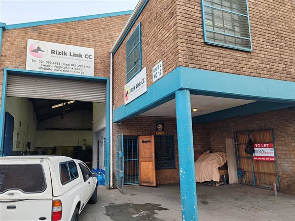 385  m² Industrial space in Maitland
