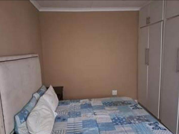 1 Bed Simplex in Umhlanga Ridge photo number 4