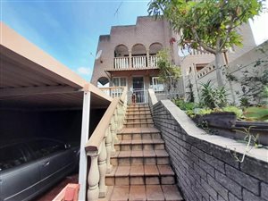 3 Bed House in Woodhurst