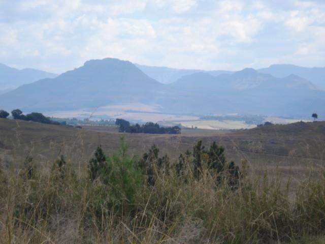 2376 m² Land available in Underberg photo number 8