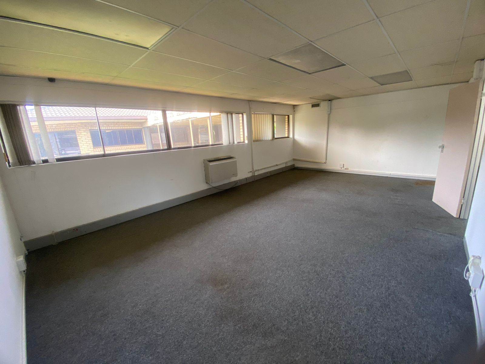 254  m² Commercial space in Stamford Hill photo number 26