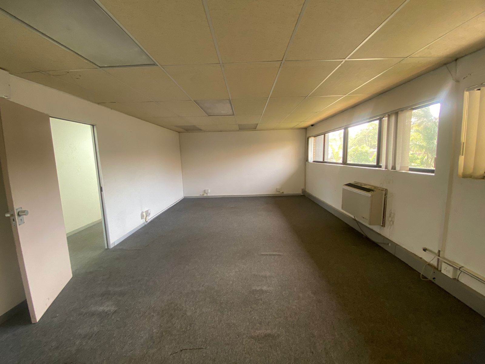 254  m² Commercial space in Stamford Hill photo number 24