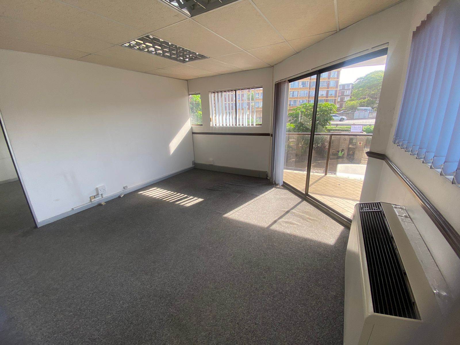 254  m² Commercial space in Stamford Hill photo number 23
